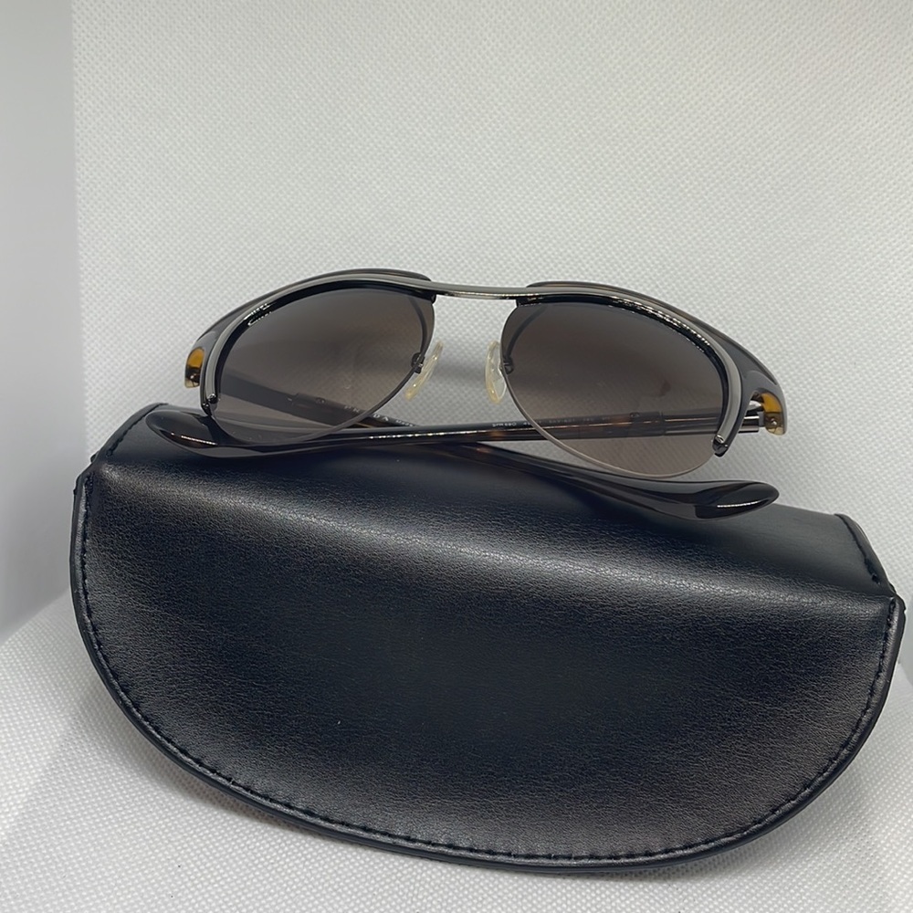 Prada Women’s Sunglasses SPR68O 5AV-3M 49/17/149 New No Tags - Picture 16 of 16